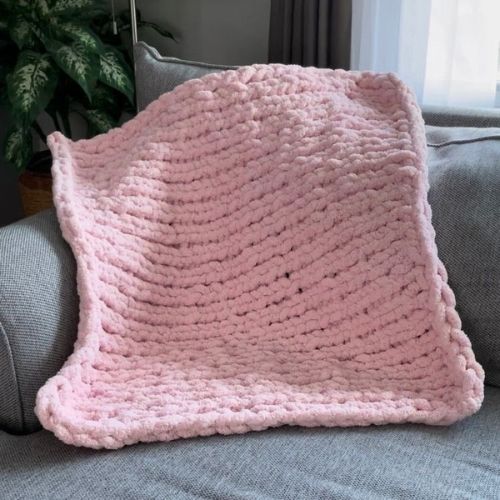 Chunky warm soft baby blanket